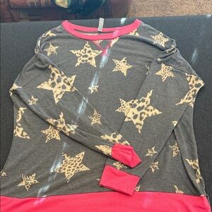 Honeyme Gray and Pink Leopard Star Sweatshirt